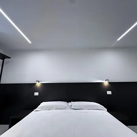 Bordonaro Collection By Rb Apartman